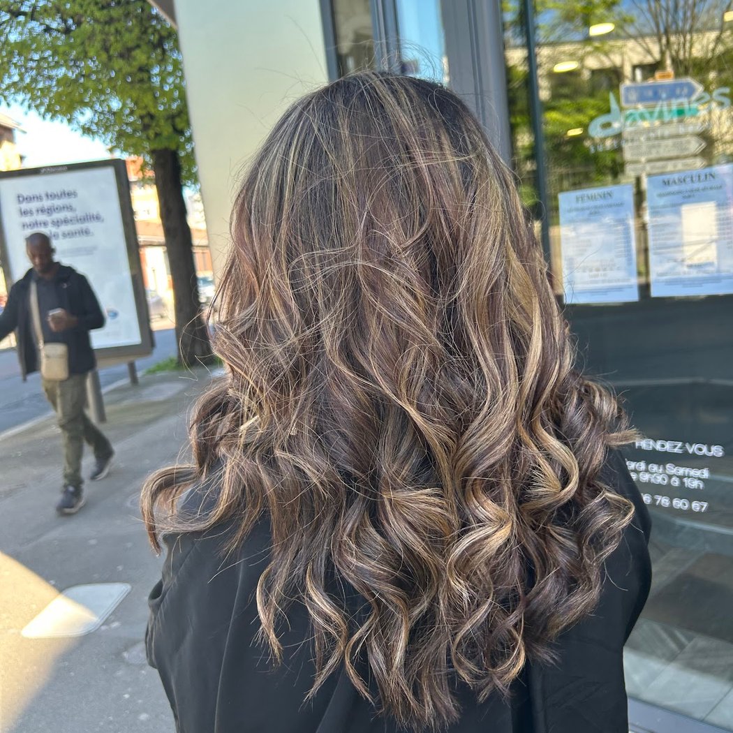 Alexandra Grey - Salon de coiffure à Ville d'Avray 3